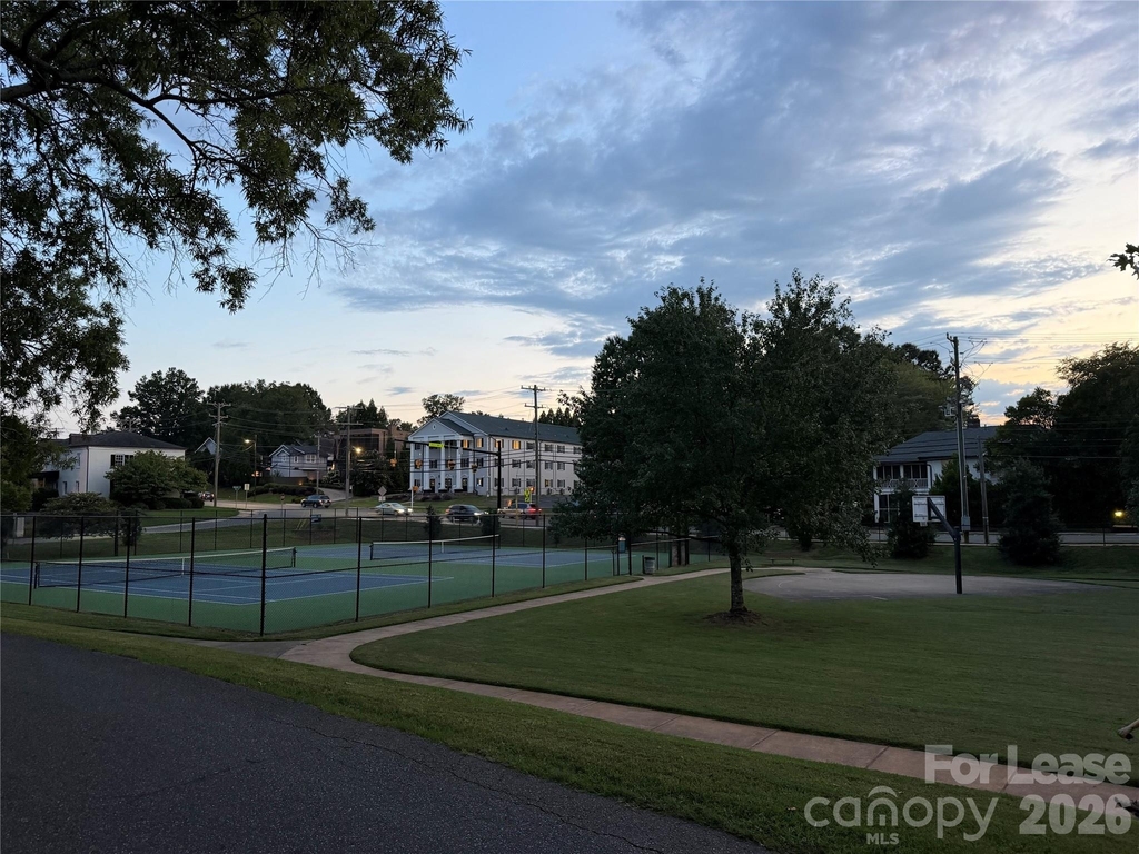 225 S Chase Street - Photo 6