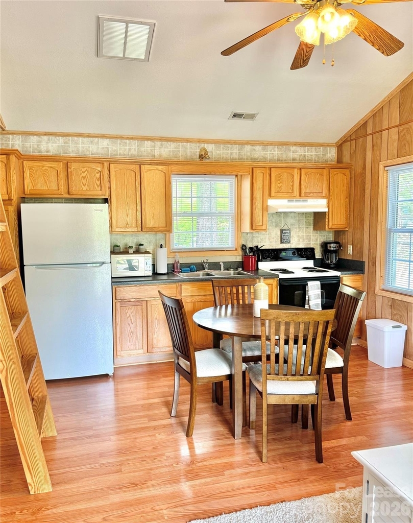 188 Uptons Landing Road - Photo 4