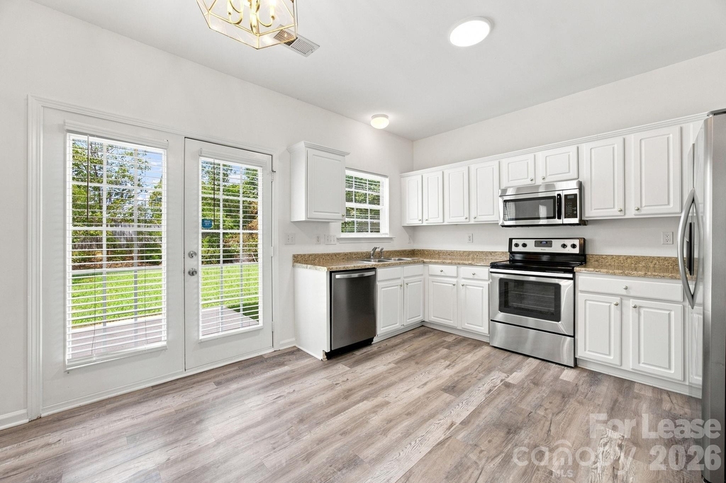 1748 Chinchester Lane - Photo 7