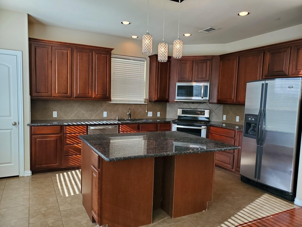 4171 Florence Drive - Photo 3