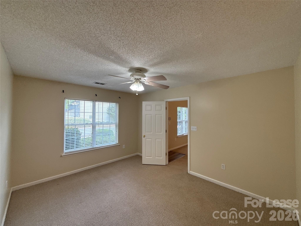 15318 Brynfield Drive - Photo 6