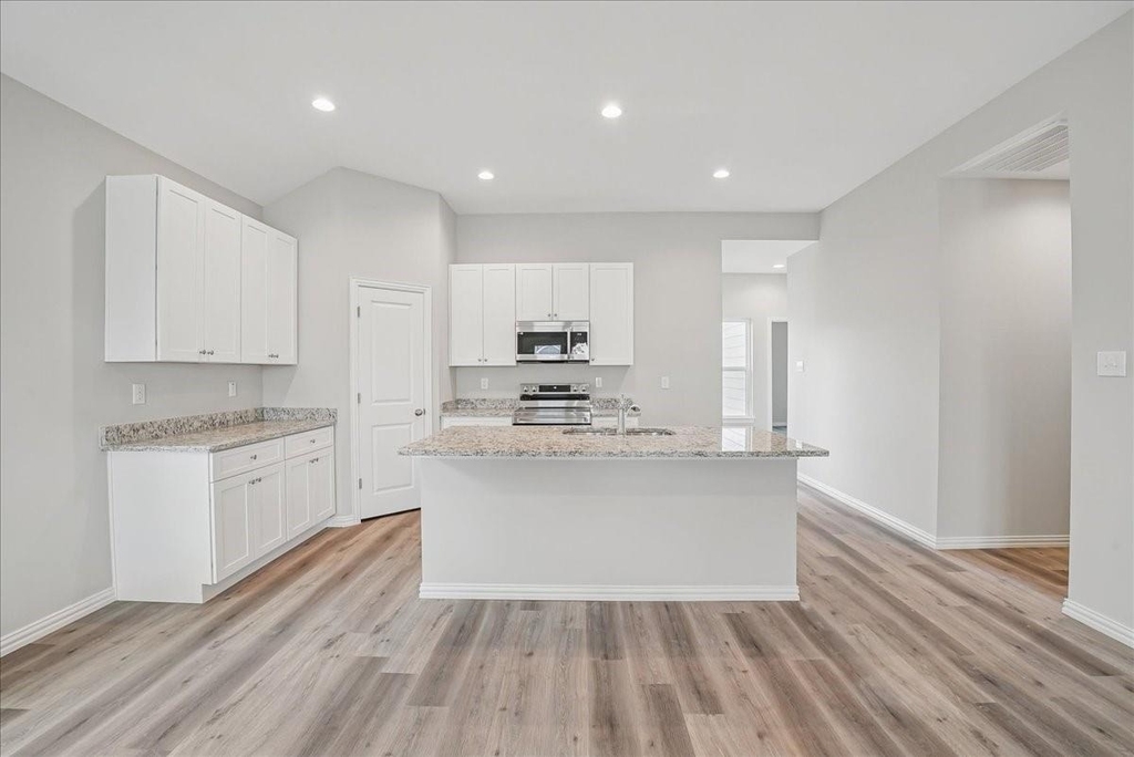 4704 Delano Street - Photo 3