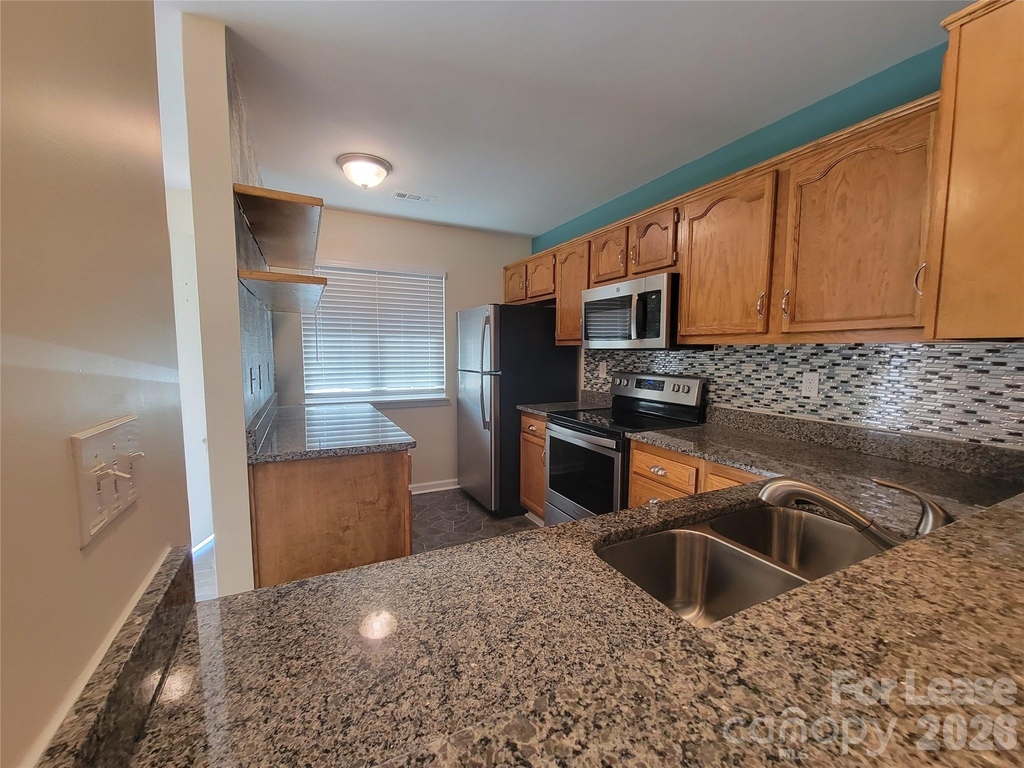 3811 Mosscroft Lane - Photo 4