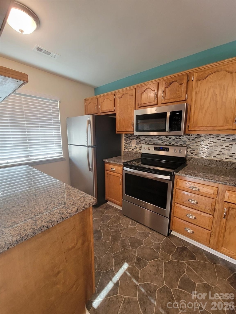 3811 Mosscroft Lane - Photo 3