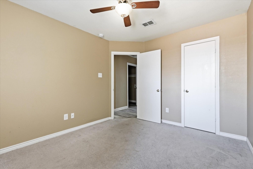 3003 Lake Ridge Drive - Photo 28