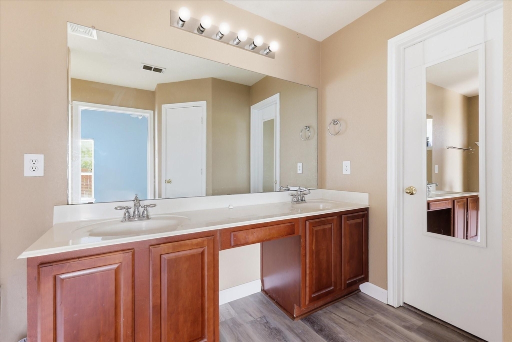 3003 Lake Ridge Drive - Photo 21