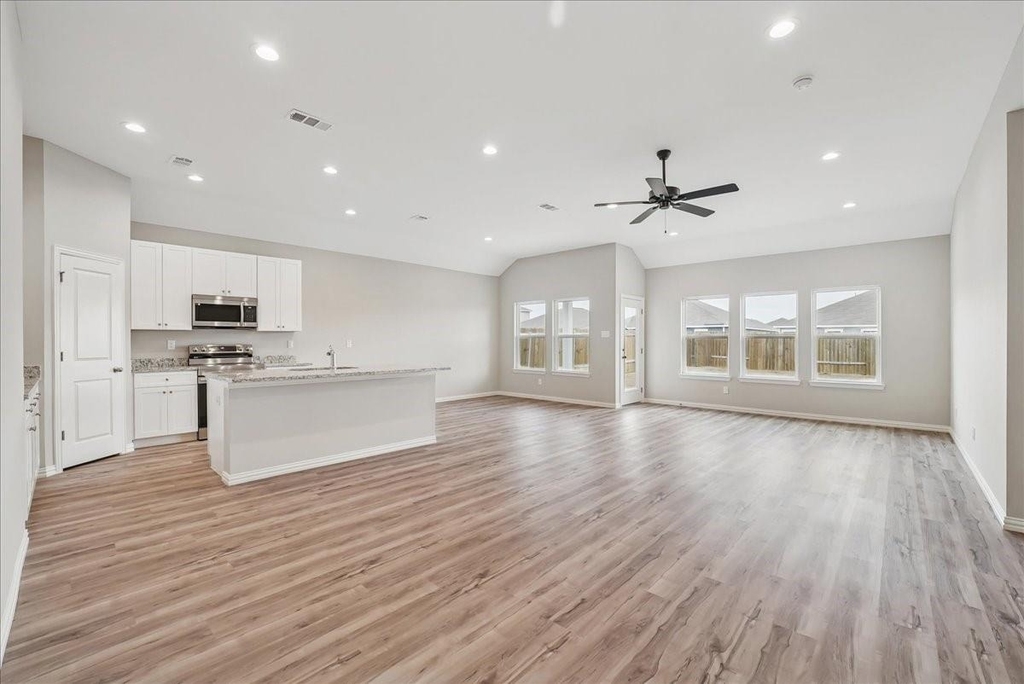 4806 Delano Street - Photo 2