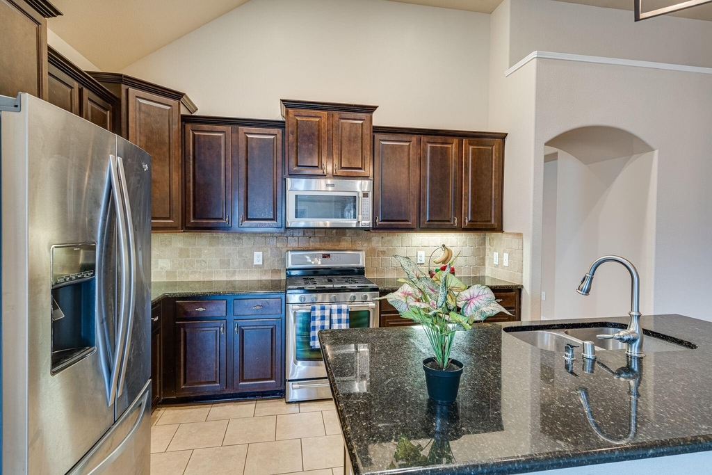 2300 Eppright Drive - Photo 12