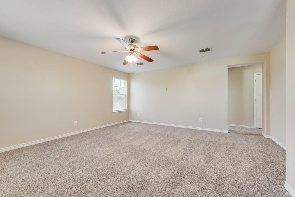 123 Southwestern Drive - Photo 16