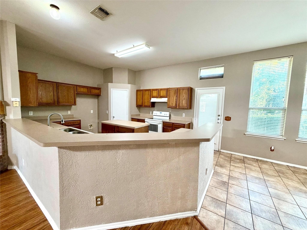 218 Canyon Lake Drive - Photo 7