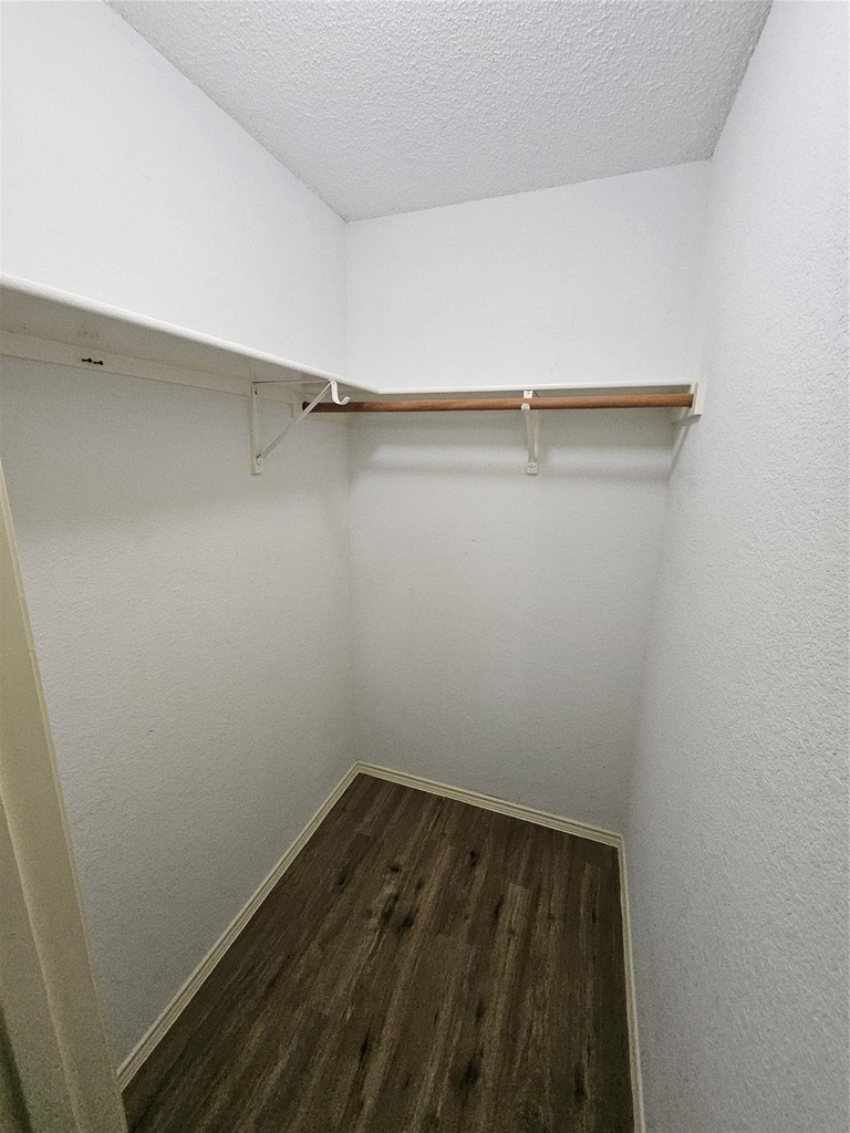 1608 Merritt Drive - Photo 32