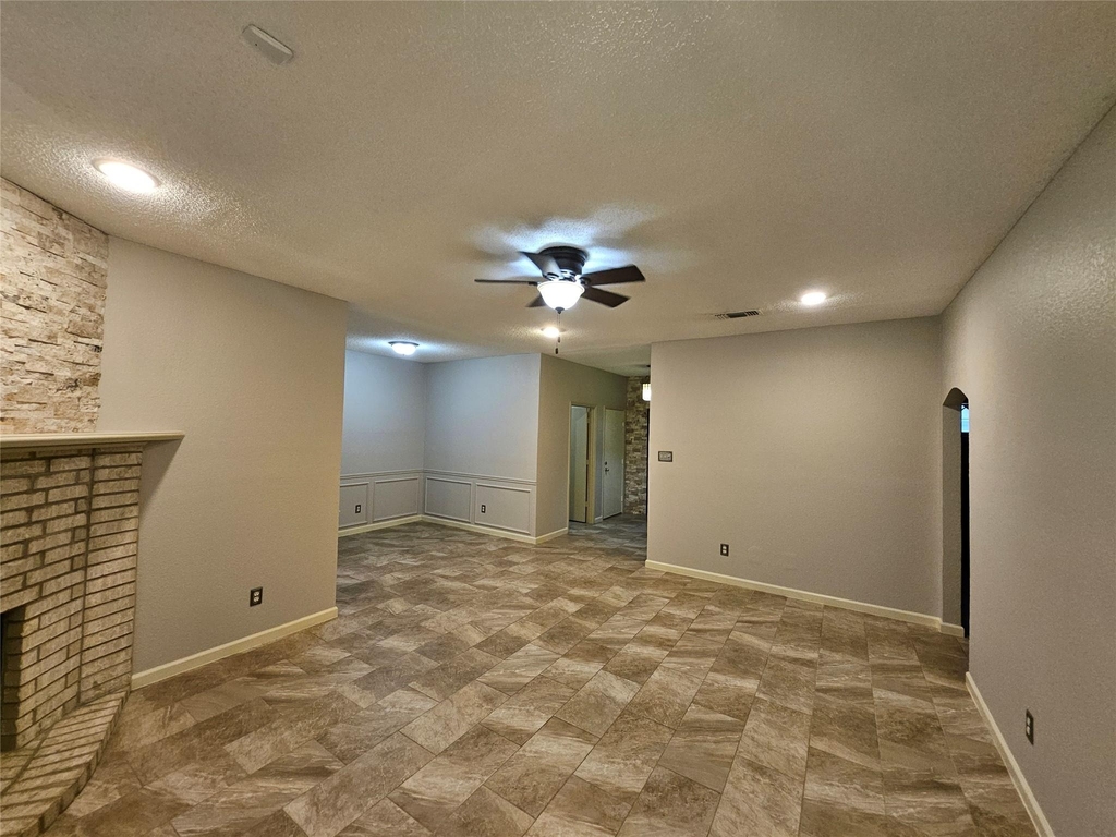 1608 Merritt Drive - Photo 9
