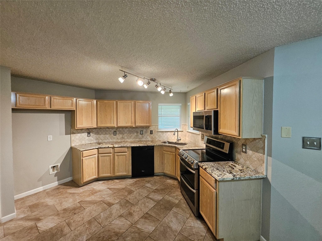 1608 Merritt Drive - Photo 12
