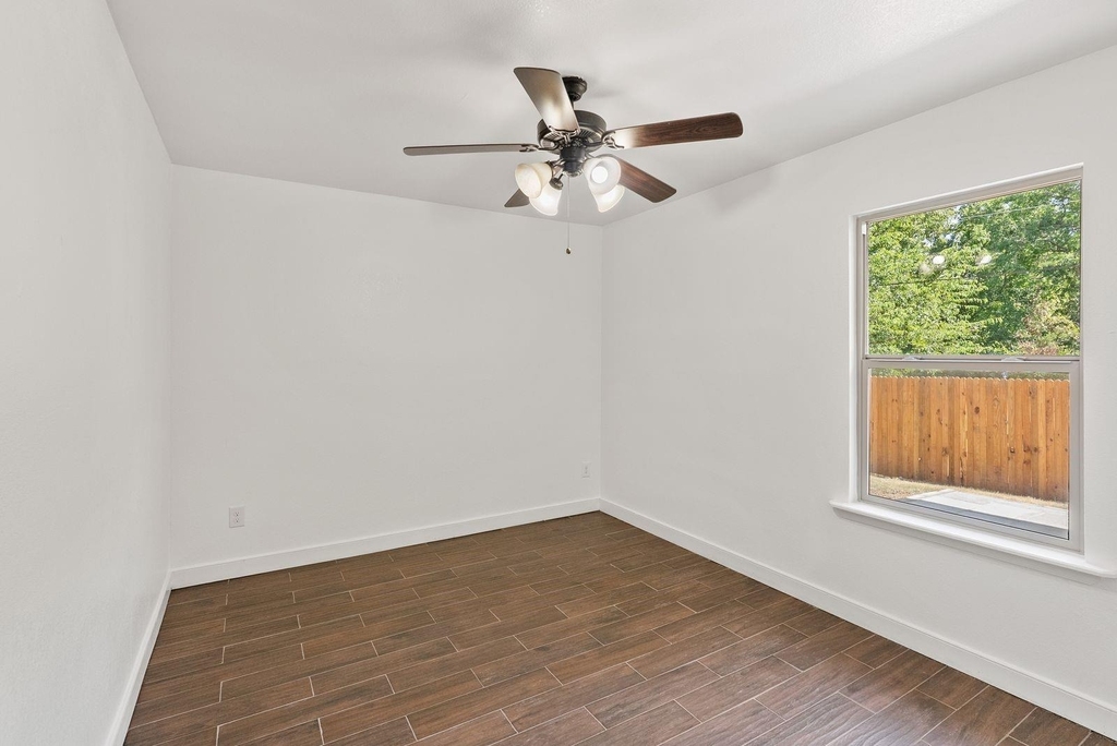 781 Copley Street - Photo 20