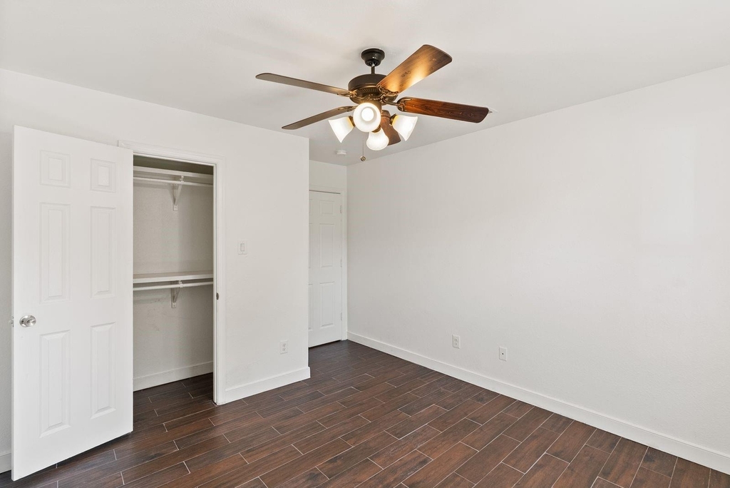781 Copley Street - Photo 17