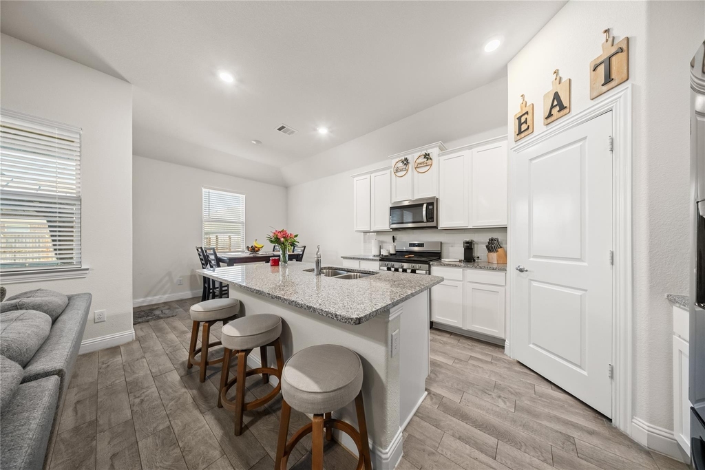 11025 Klondike Lane - Photo 14