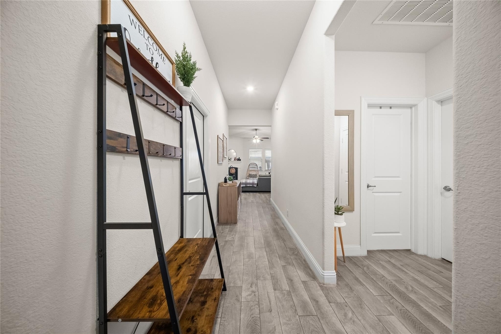 11025 Klondike Lane - Photo 2