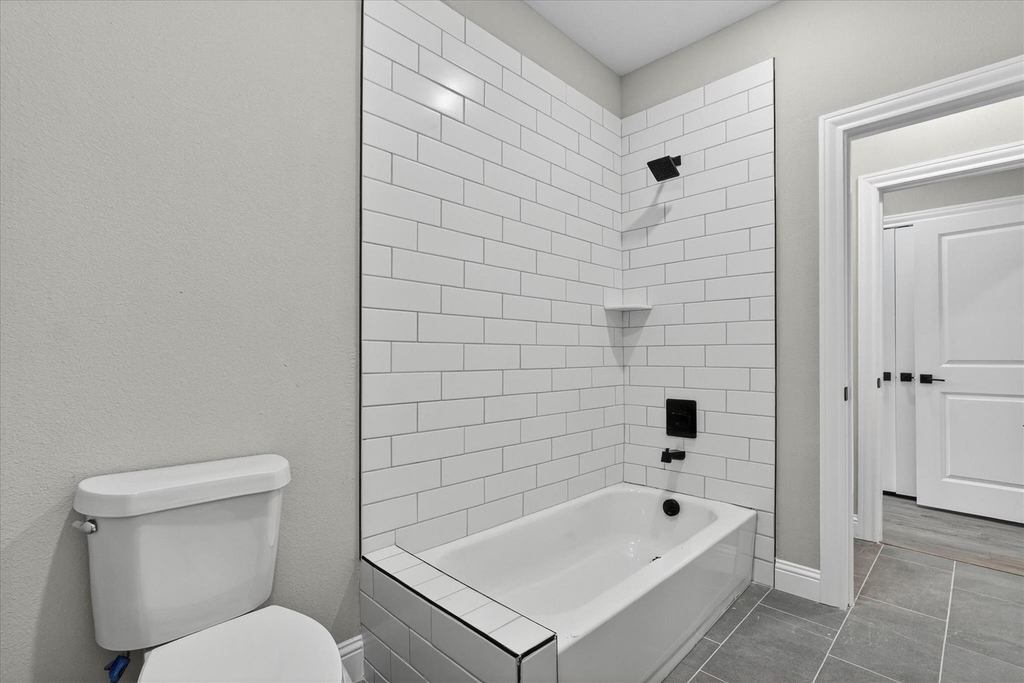 804 Premier - Photo 24