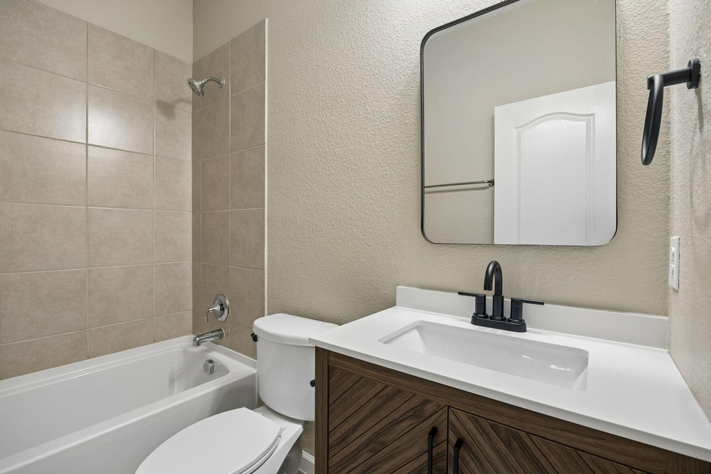 1605 Ridge Creek Lane - Photo 6