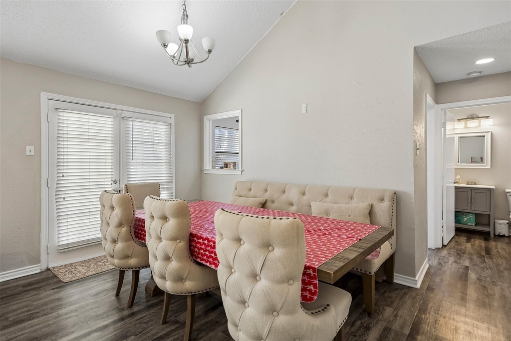 2108 Rose Cliff Lane - Photo 7