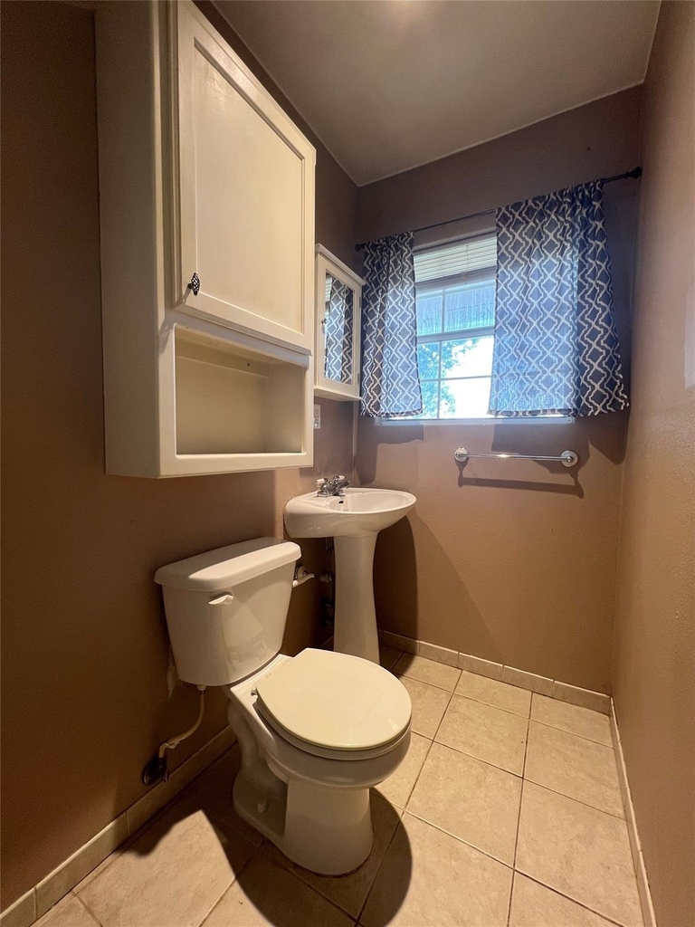 850 N Harbin - Photo 3