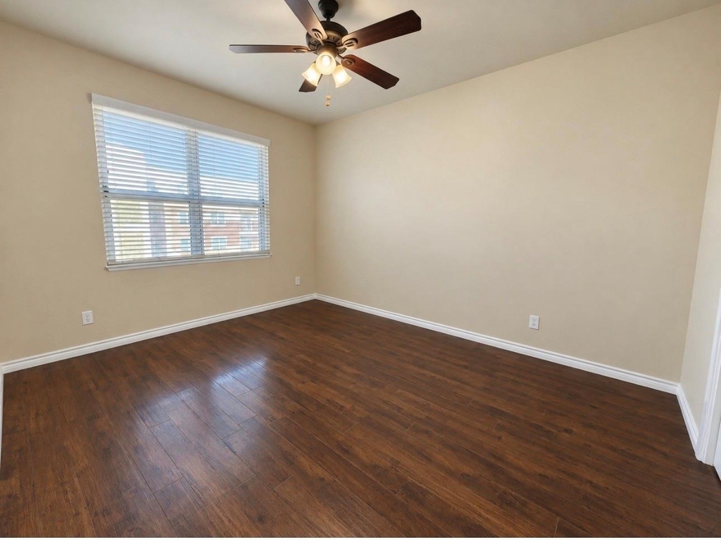 1100 W Trinity Mills Road - Photo 9