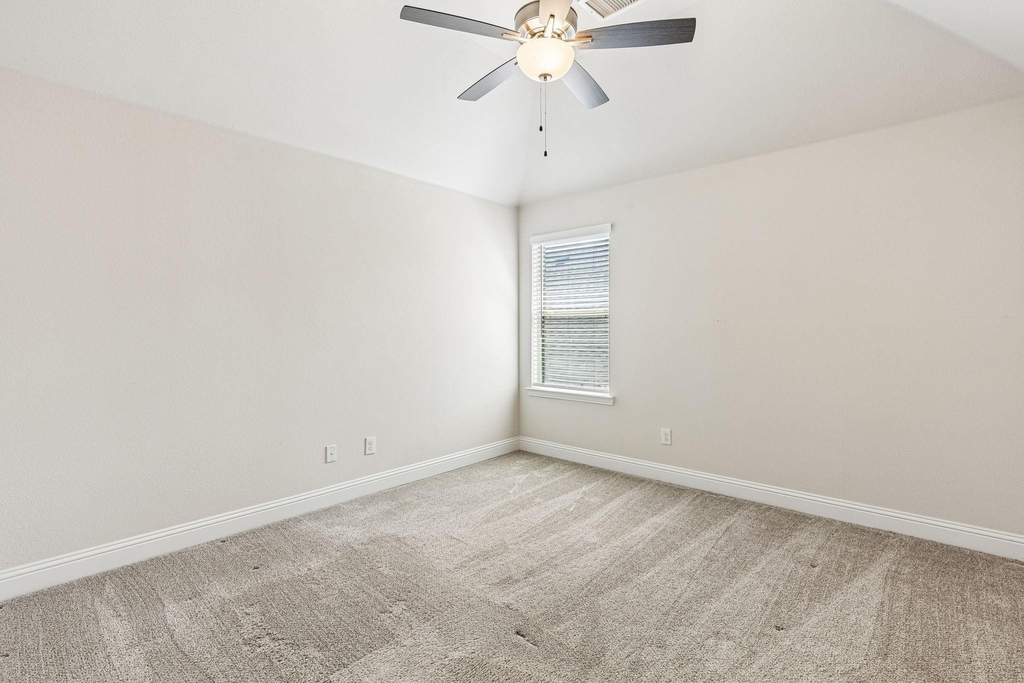 408 Worthing Way - Photo 32