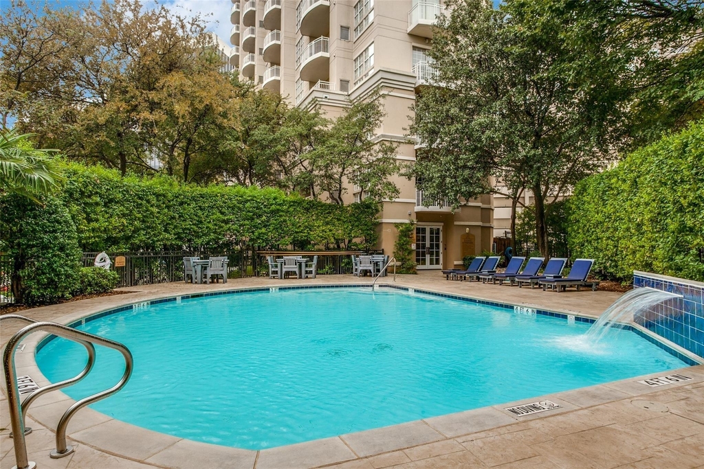 3225 Turtle Creek Boulevard - Photo 15