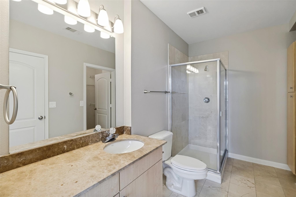3225 Turtle Creek Boulevard - Photo 9