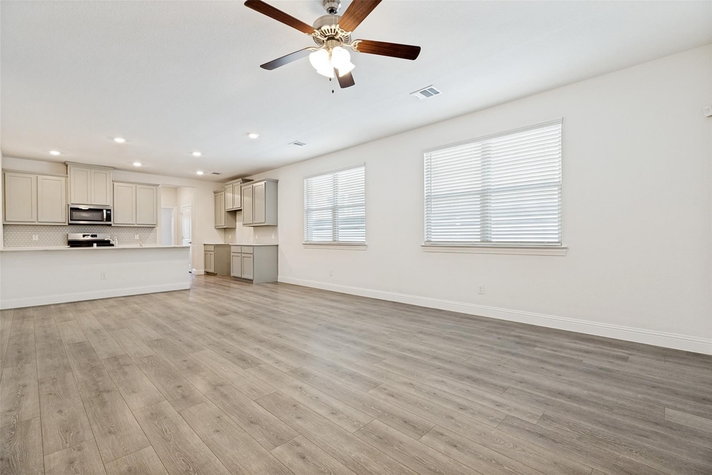 6024 Wildflower Way - Photo 5