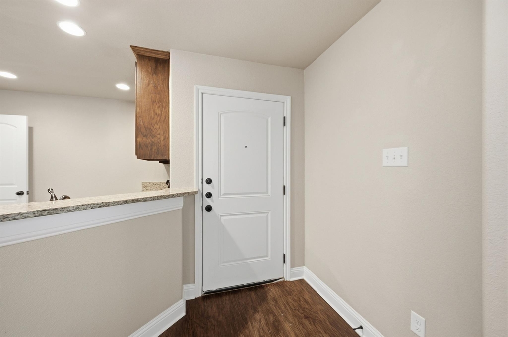 131 Sunburst Court - Photo 4