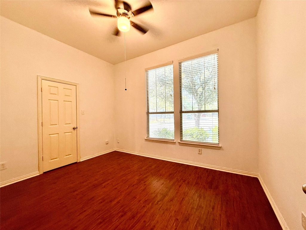 970 Fox Grove Lane - Photo 23