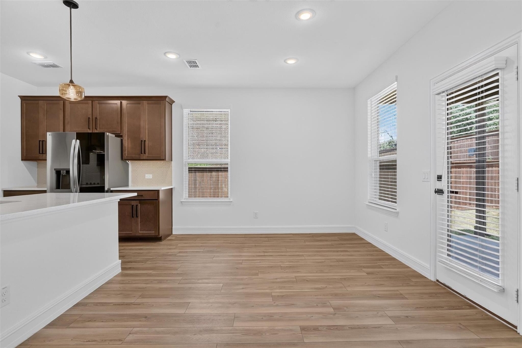 325 Rangars Ridge Place - Photo 5