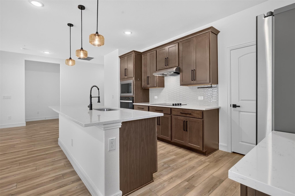 325 Rangars Ridge Place - Photo 9