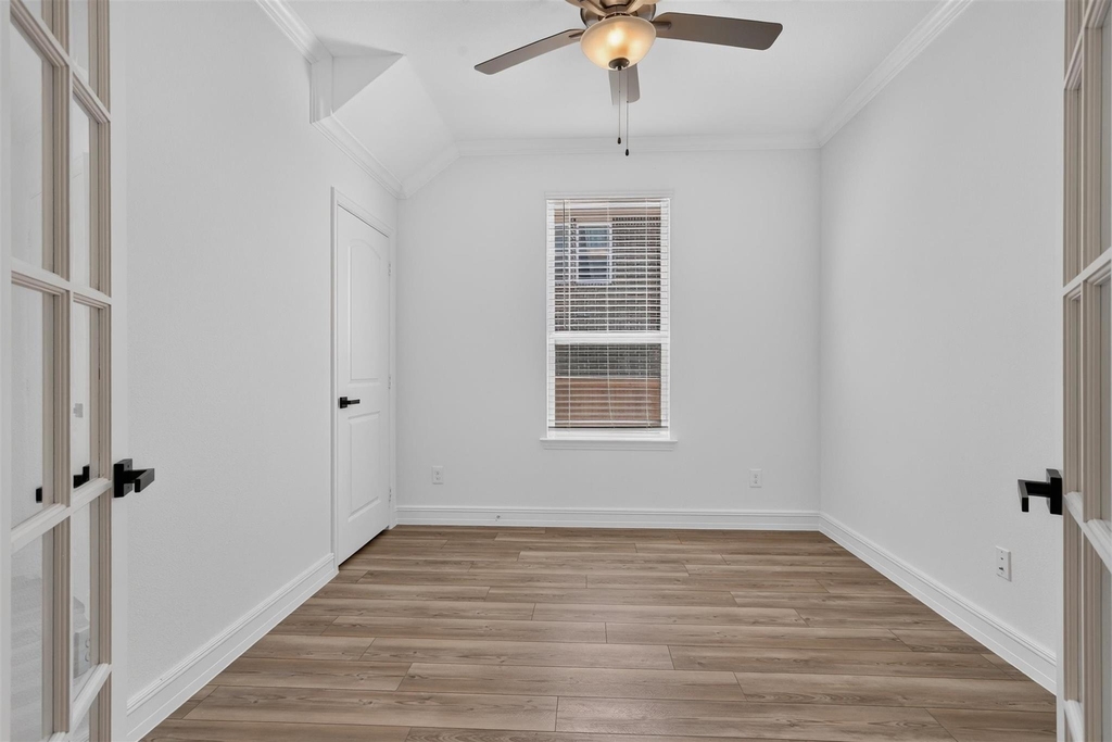 325 Rangars Ridge Place - Photo 12
