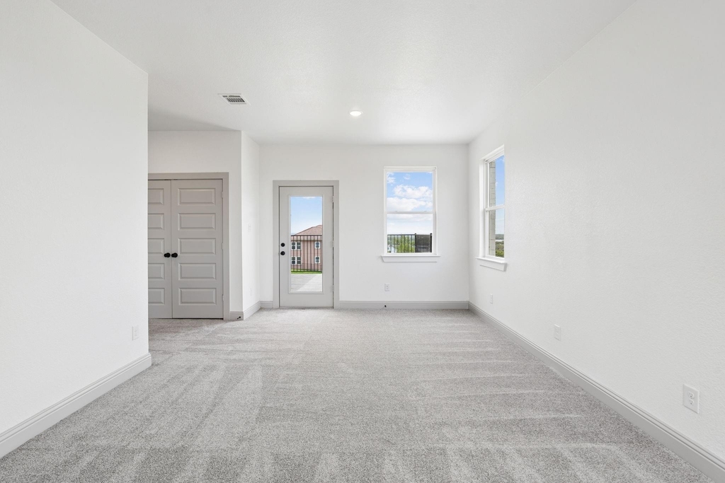 7644 Trailridge Drive - Photo 33