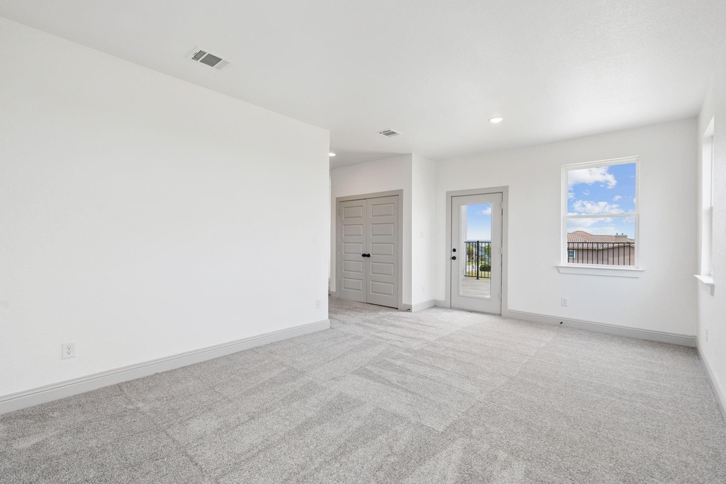 7644 Trailridge Drive - Photo 32