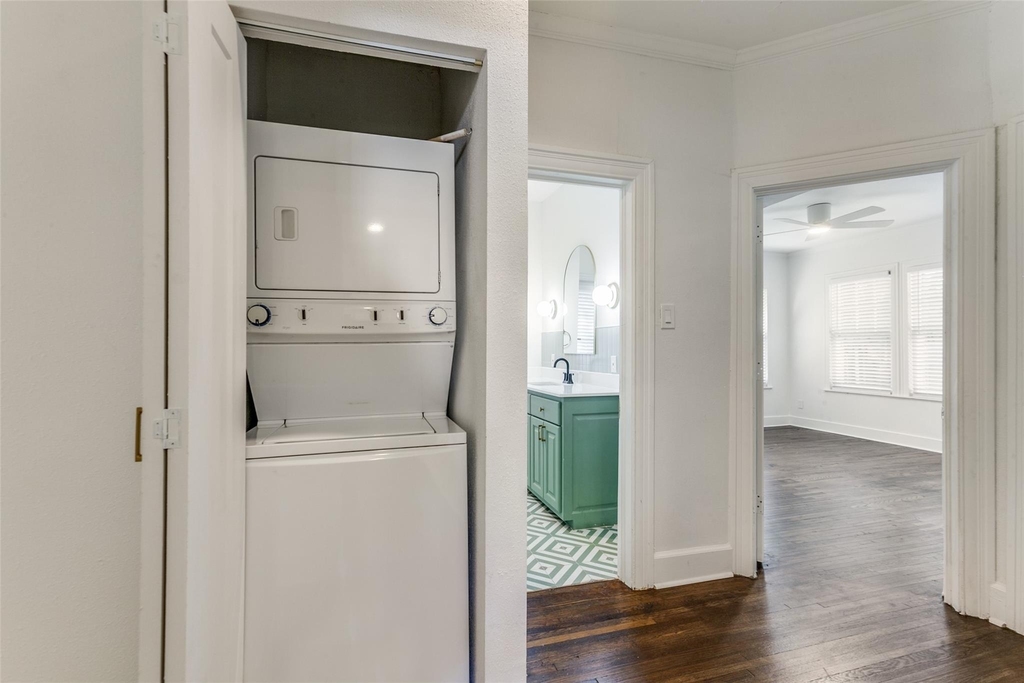 5027 Stoneleigh Avenue - Photo 7