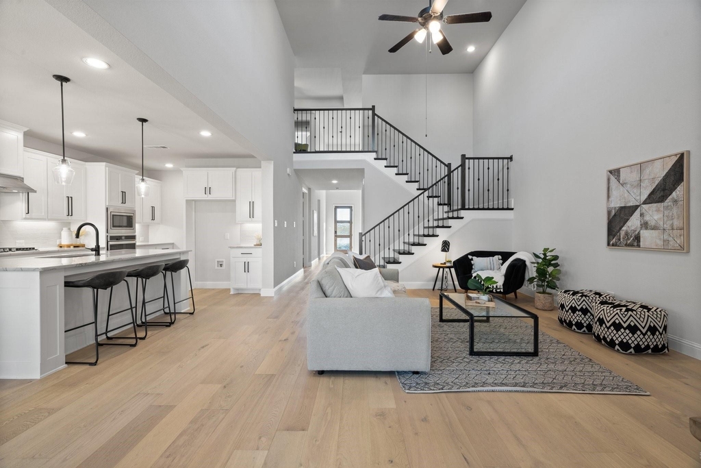 4320 Sandhills Lane - Photo 3