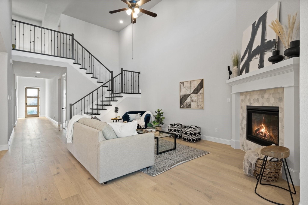 4320 Sandhills Lane - Photo 2
