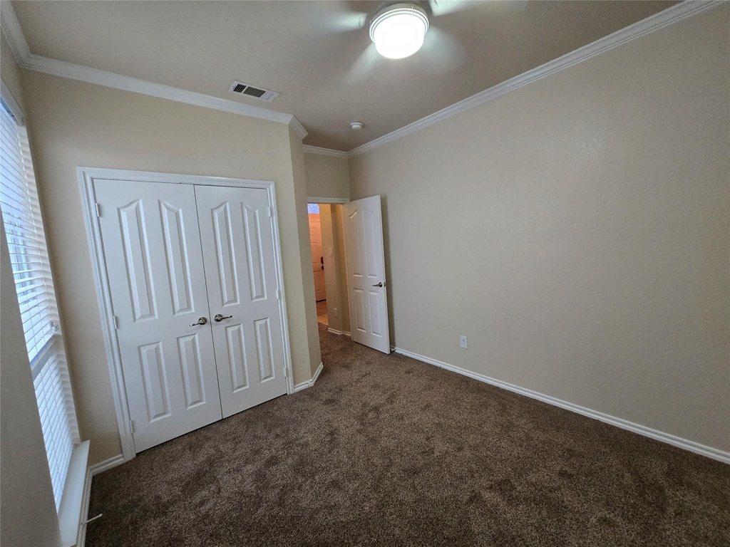 624 Caravan Drive - Photo 19