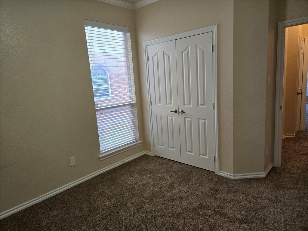 624 Caravan Drive - Photo 18