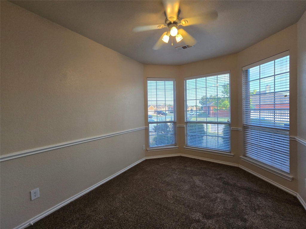 624 Caravan Drive - Photo 16