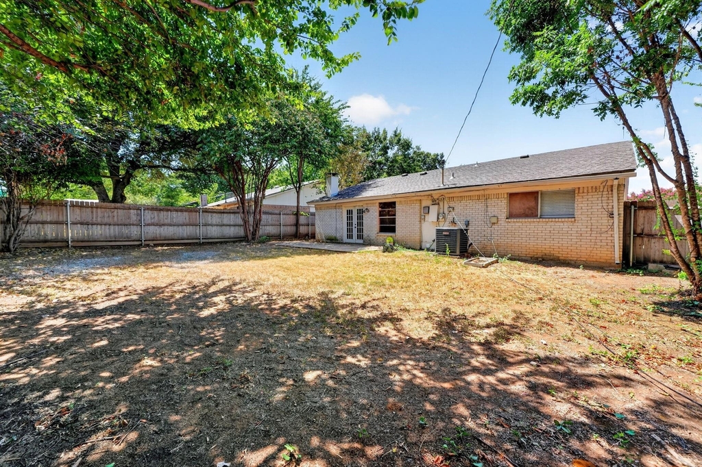 5415 Sandusky Court - Photo 10