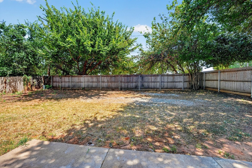 5415 Sandusky Court - Photo 8