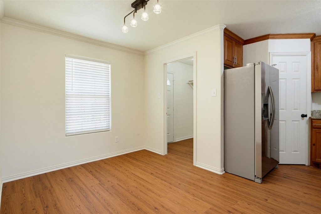 7221 Denton Drive - Photo 4