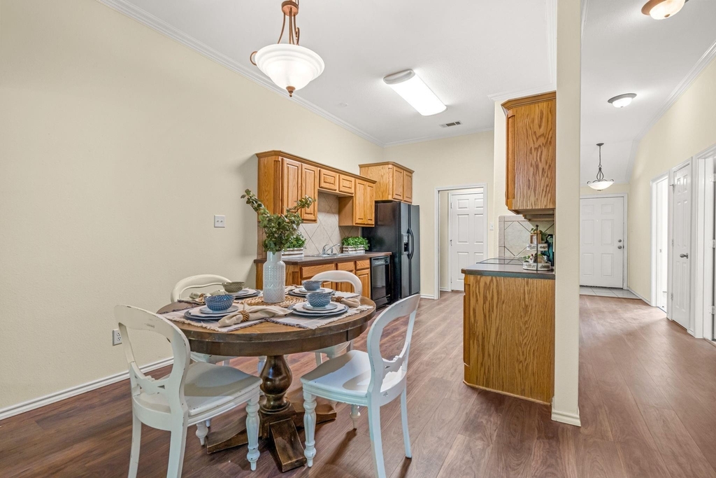 502 S Main Street - Photo 9