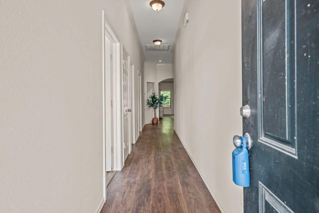 502 S Main Street - Photo 3