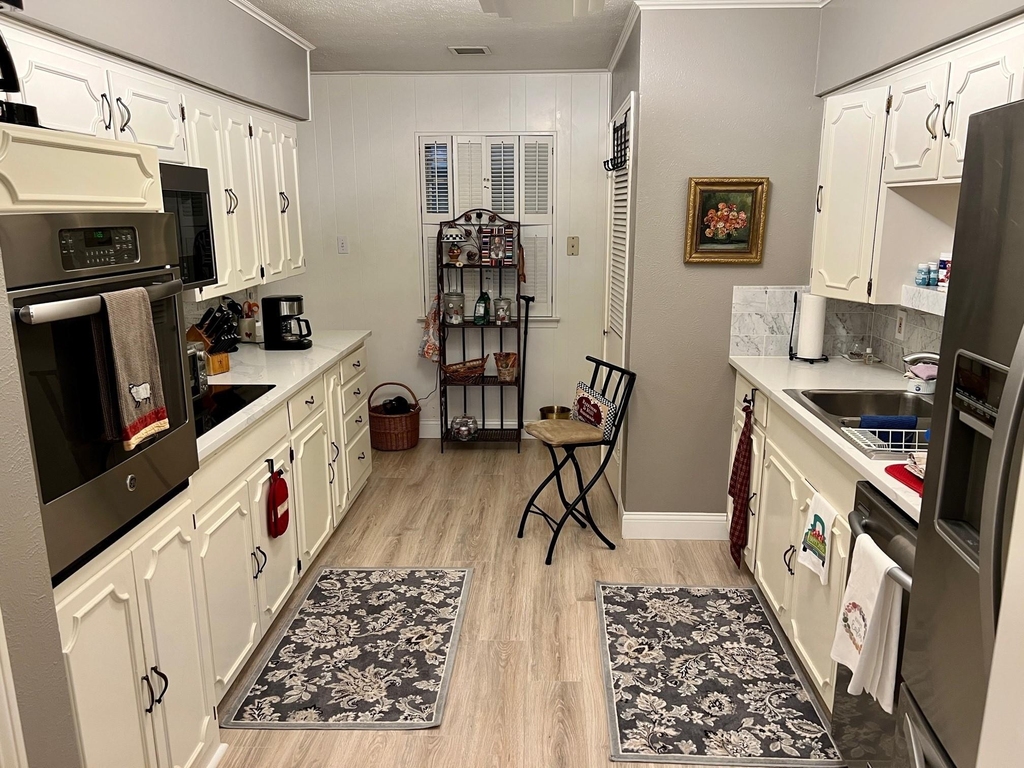 9139 Villa Park Circle - Photo 6