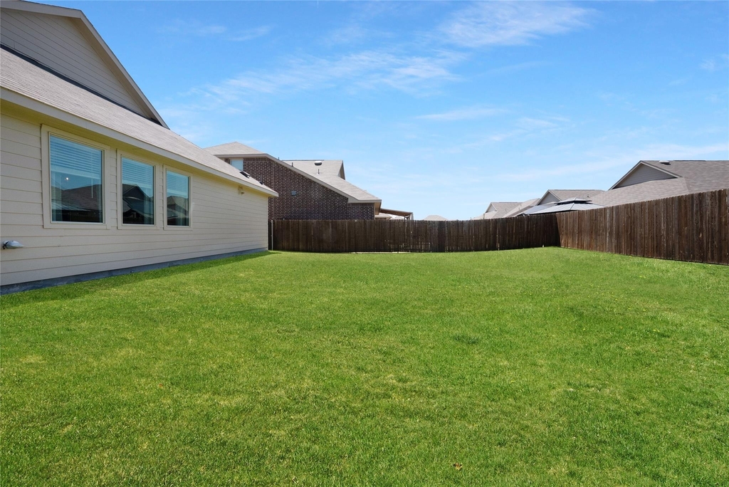5222 Fallenstone Way - Photo 20